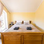 بيت للعطل Yellow House