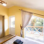 Yellow House Pilipets